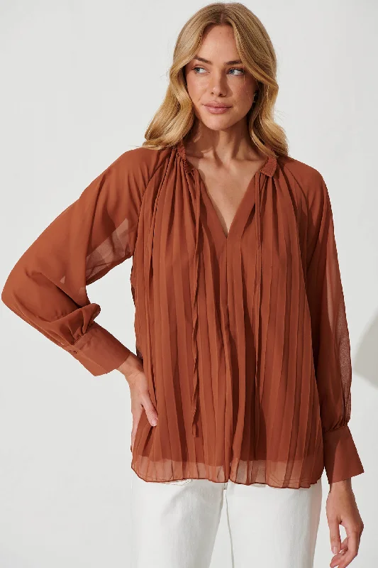 Estelle Top In Tan