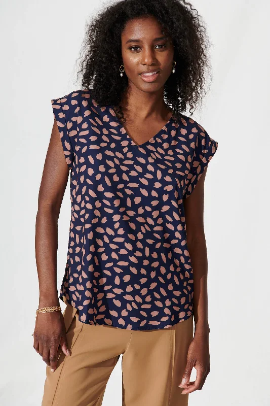 Jina Top In Navy With Rust Leaf