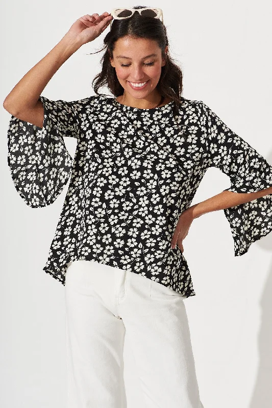 Nila Top In Black With White Floral Print