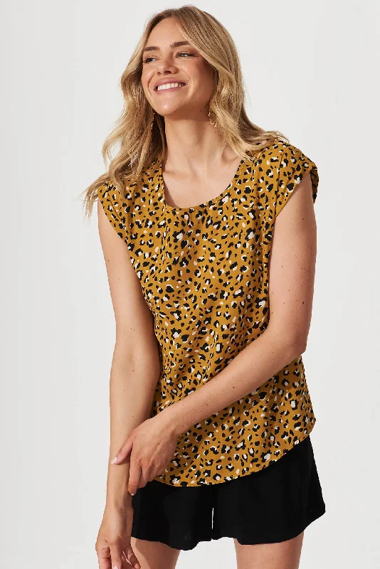 Rejina Top In Mustard Leopard Print