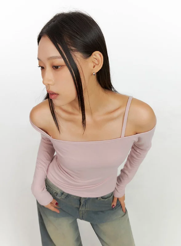 Unbalanced Off- Shoulder Sleeve Top IS427